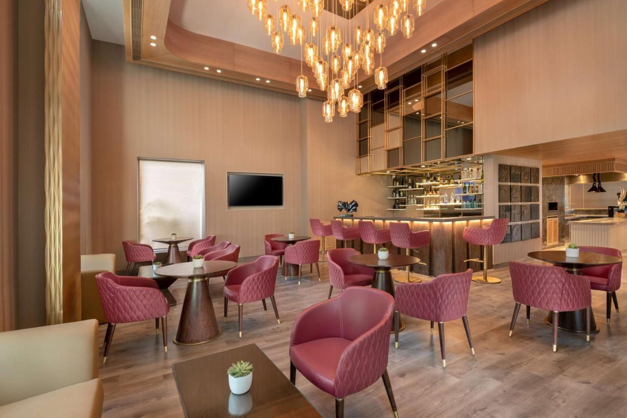 Radisson Hotel Sector 29 Gurugram Gurgaon Exteriör bild